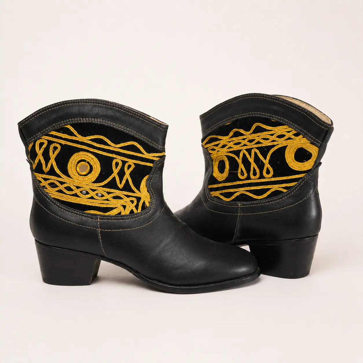 Bota texana de piel hecha a mano, cuero negro tapiz dorado, Leathersophy outlet