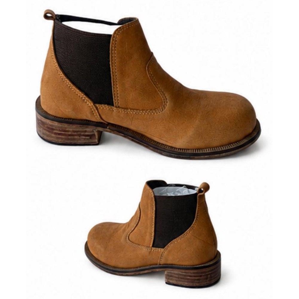 SEGOVIA — Botín chelsea de punta redonda | Leathersophy Botín chelsea de punta redonda — modelo SEGOVIA hecho a mano en Argentina y España por Leathersophy